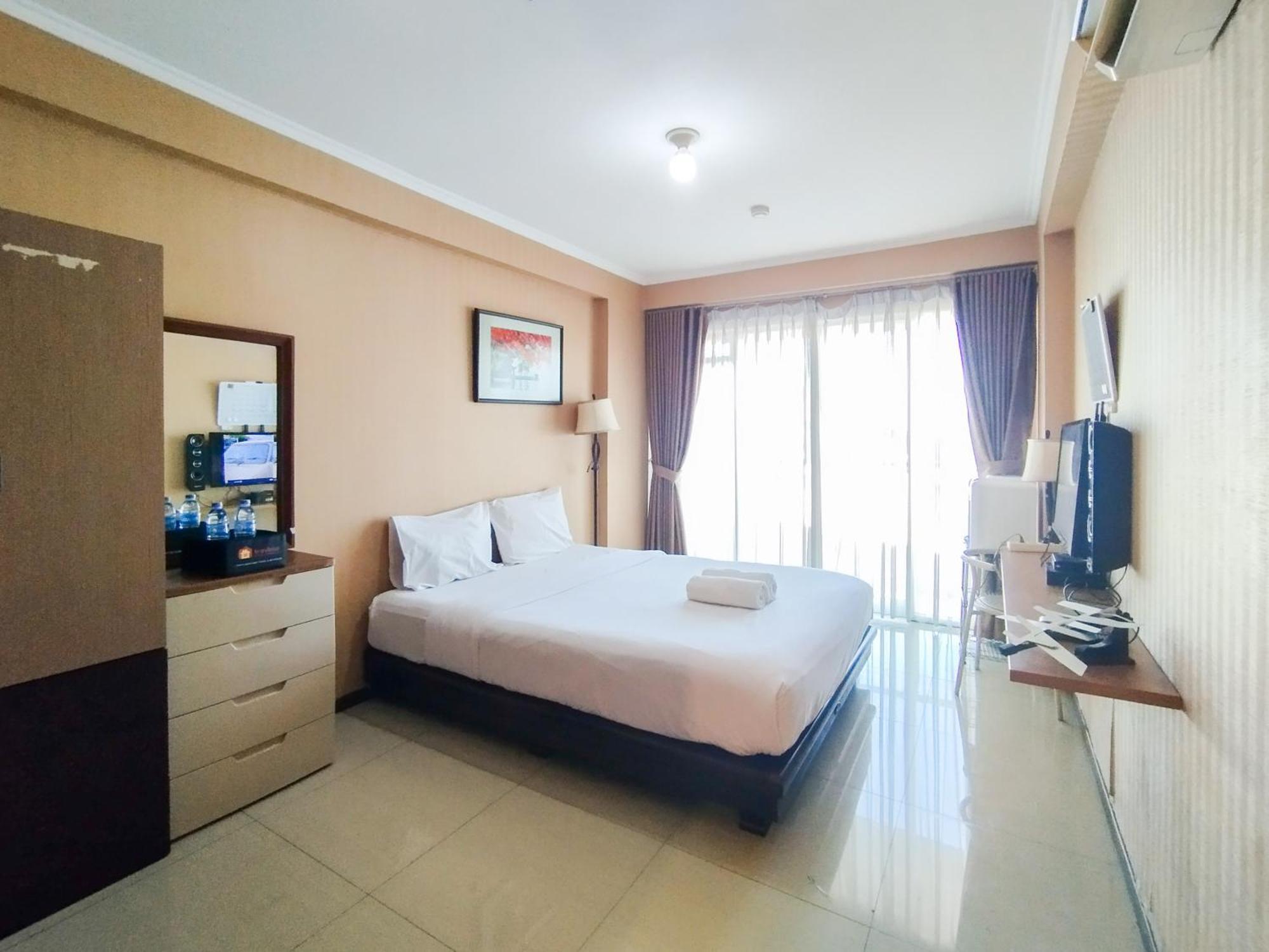 Spacious Chic At Gateway Pasteur By Travelio Apartemen *